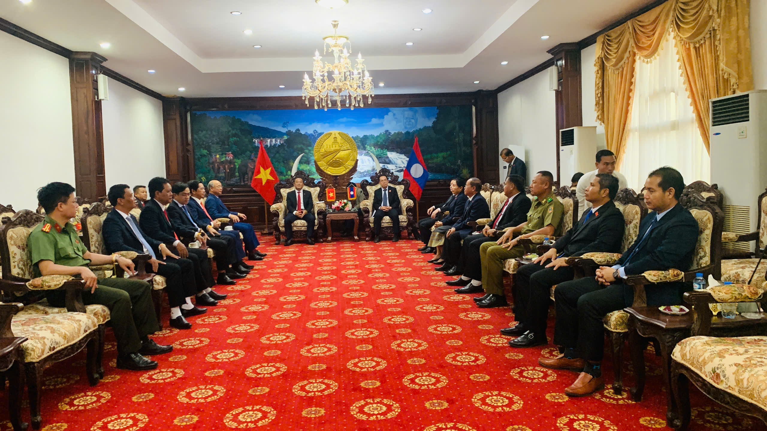 Dak Lak strengthens special relationship and comprehensive cooperation with Lao provinces